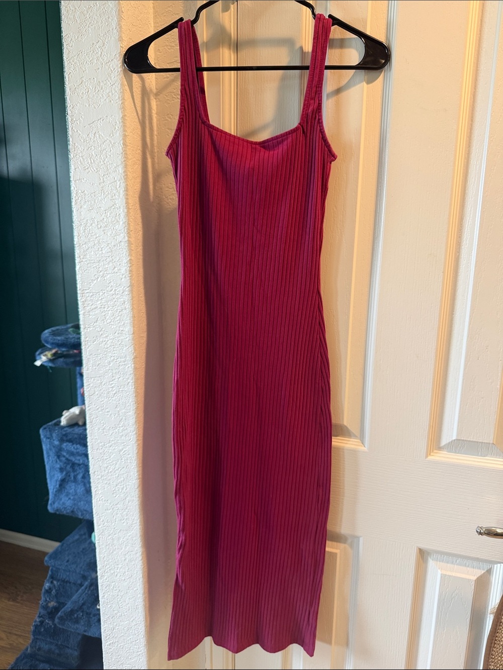 Women’s Ribbed Fuchsia Tank Midi Dress